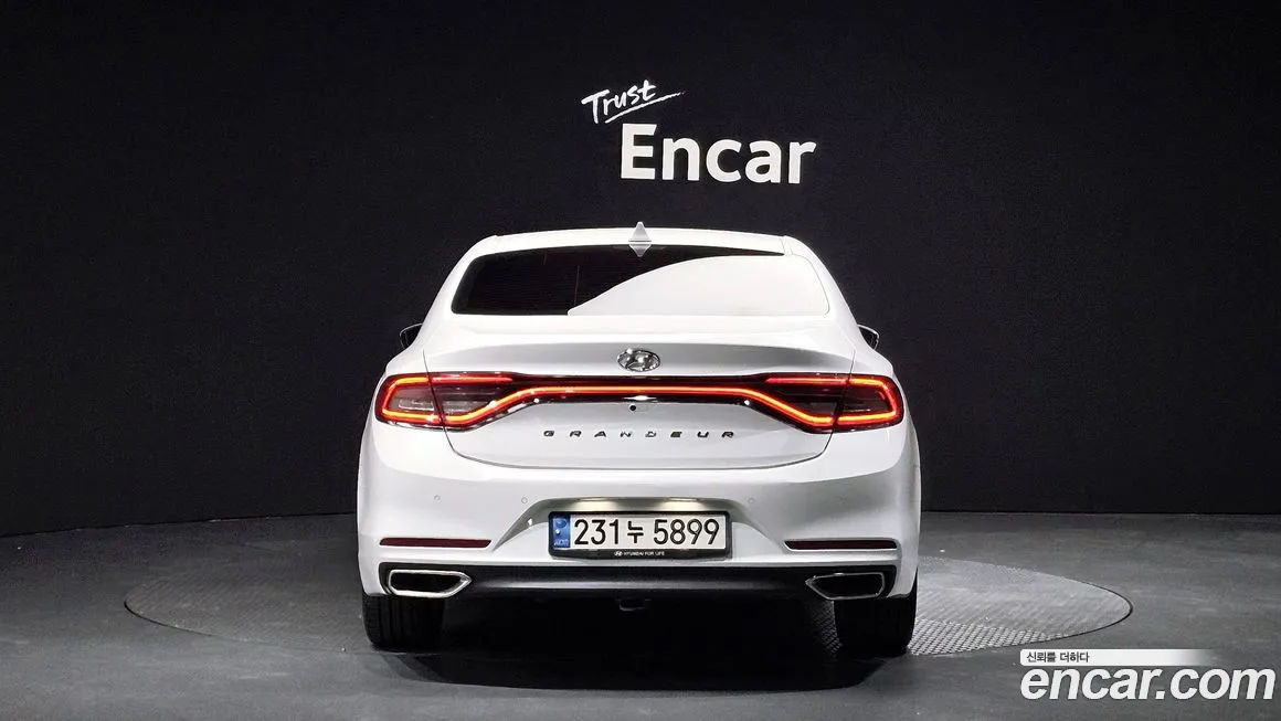 Hyundai Grandeur IG id 1721878 из Кореи 14