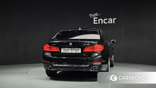 BMW 5 Series (G30) id 4377941 из Кореи 14