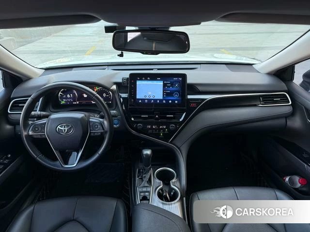 Toyota Camry 2023 Белый из Китая, фото 4