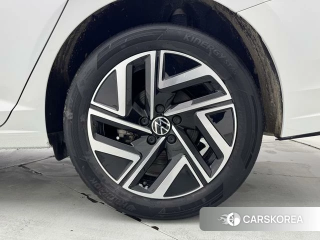 Volkswagen Sagitar id 4276322 из Китая 22