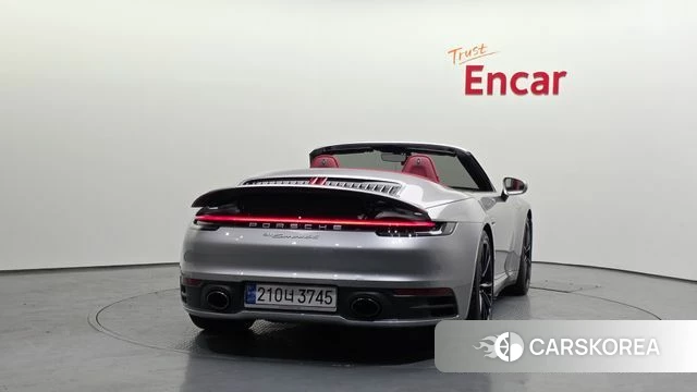 Porsche 911(992) id 4557250 из Кореи 14