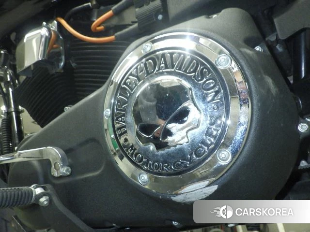 Проданный Harley-Davidson Dyna Street Bob FXDB1580 id 3998032 из Японии, фото 18