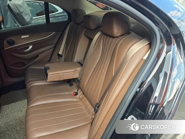 Mercedes-Benz E-Class W213 2019 Черный из Кореи, фото 4