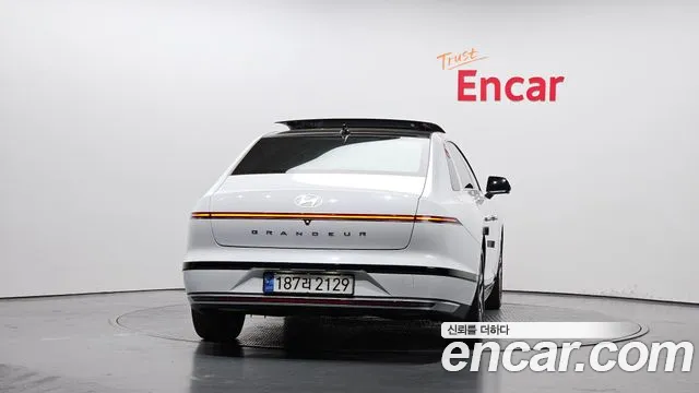 Hyundai Grandeur Hybrid (GN7) id 2686653 из Кореи 14