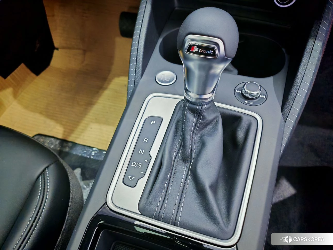 Audi Q2L id 4486510 из Китая 14
