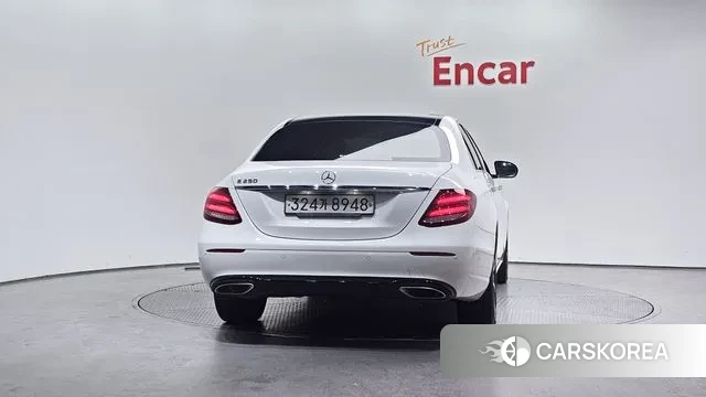 Mercedes-Benz E-Class W213 id 3621994 из Кореи 14