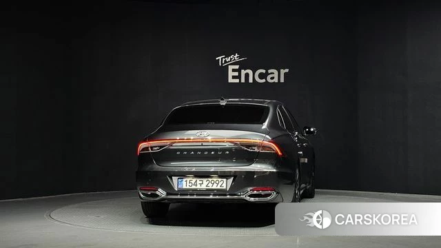 Hyundai The New Grandeur IG Hybrid id 4469609 из Кореи 25