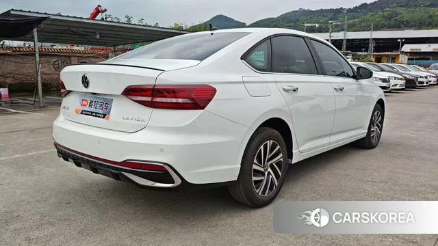 Volkswagen Lavida 2025 Белый из Китая, фото 4