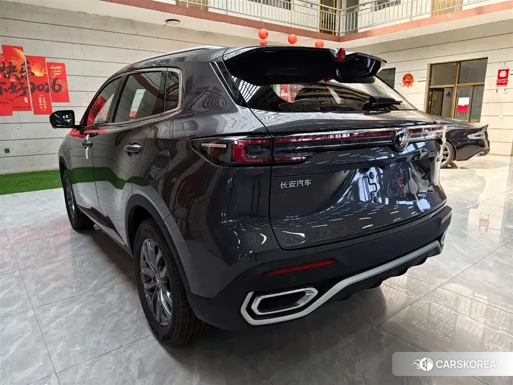 Chang'an Changan CS55PLUS 2026 Silver/gray из Китая, фото 5