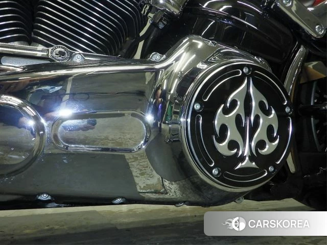 Engine photo