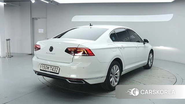 Volkswagen Passat GT (B8) id 4775407 из Кореи 14