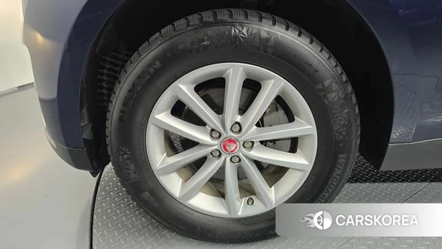 Jaguar F-PACE id 4742382 из Кореи 29