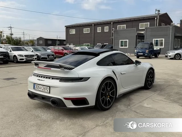 Porsche 911(992) id 3262399 из Кореи 14