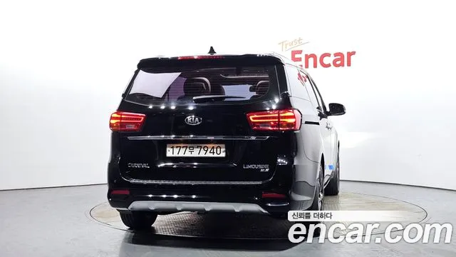 Kia The New Carnival id 2711148 из Кореи 14