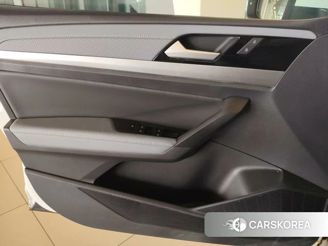 Volkswagen Lavida id 4257695 из Китая 29