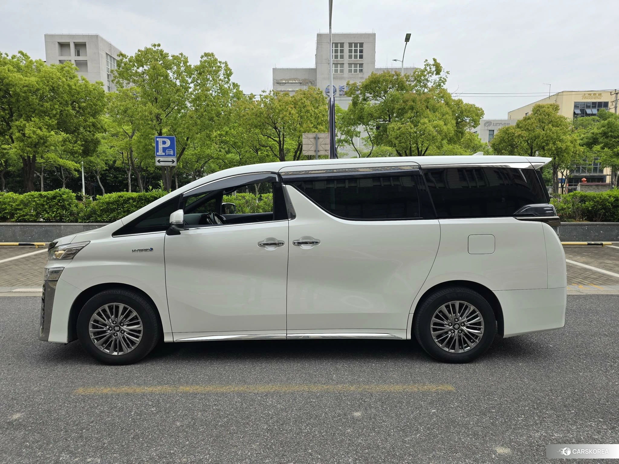 Toyota Wilfa id 4512433 из Китая 7