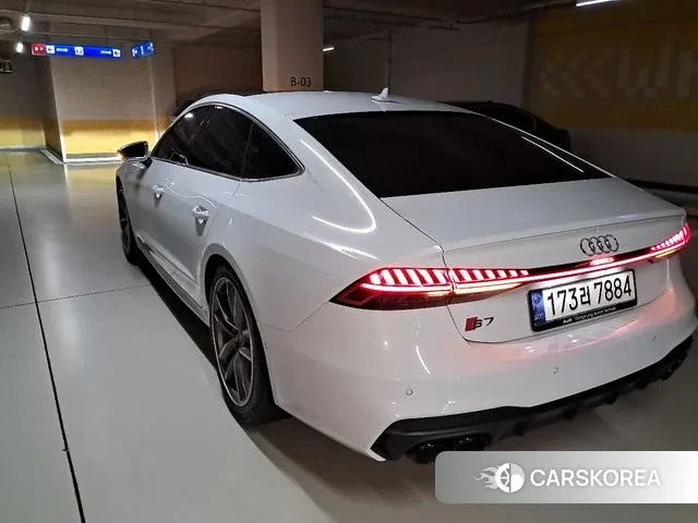 Audi A7 (4K) id 3727445 из Кореи 14