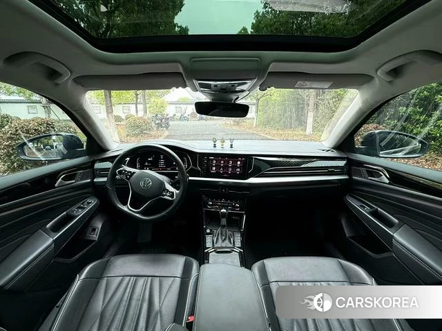 Volkswagen Passat 2021 Черный из Китая, фото 4