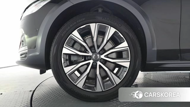 Volvo V90 Cross-Country id 4377103 из Кореи 27