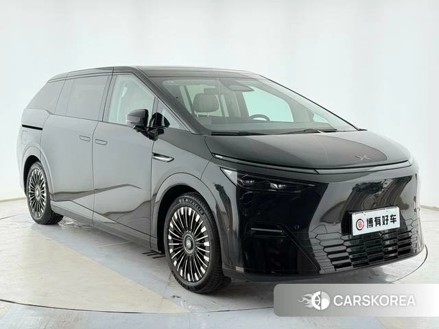Xiaopeng Motors Xiaopeng X9 id 4235898 из Китая 8