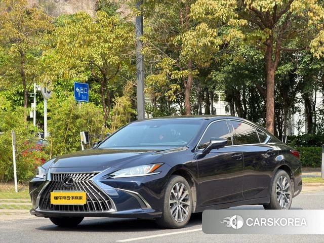 Lexus ES id 4333777 из Китая 15