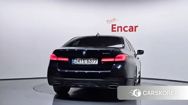 BMW 5 Series (G30) id 3412002 из Кореи 14