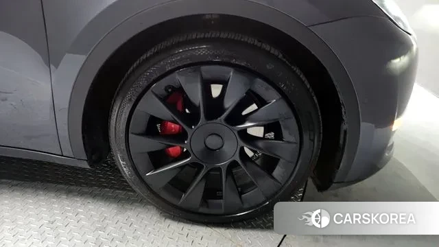 Tesla Model Y id 3586453 из Кореи 14