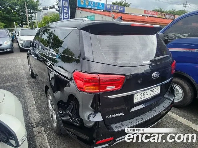 Kia The New Carnival id 2948286 из Кореи 14