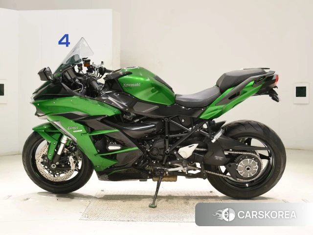 Проданный Kawasaki NINJA H2 SX SE plus 2020 из Японии