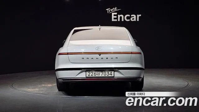 Hyundai Grandeur (GN7) id 2502313 из Кореи 14