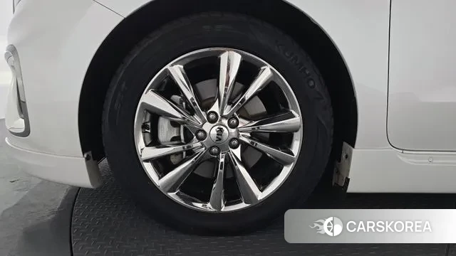 Kia The New Carnival id 3469720 из Кореи 14