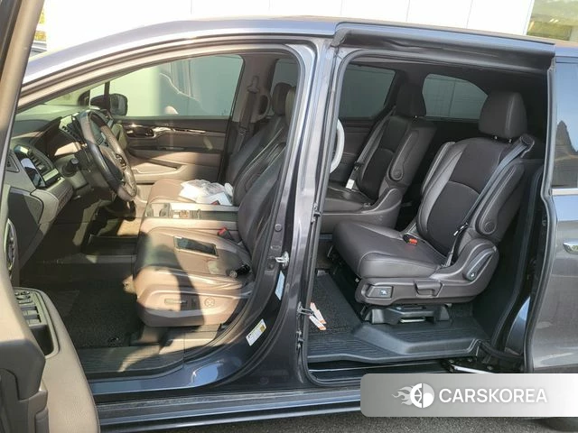Honda Odyssey 2019 Серый из Кореи, фото 6