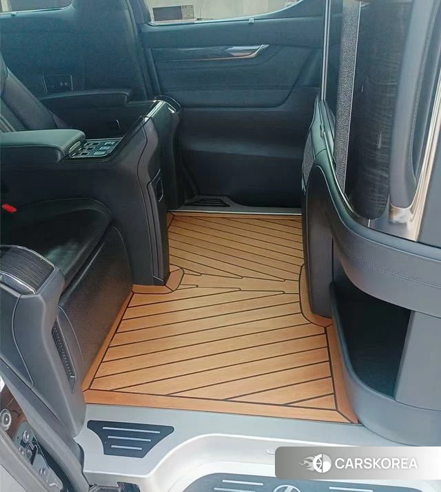 Lexus LM 2022 Черный из Китая, фото 6