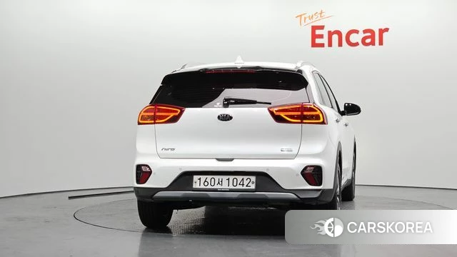 Kia The New Niro id 3916920 из Кореи 14