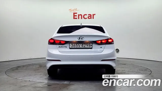 Hyundai Avante AD id 2342042 из Кореи 14