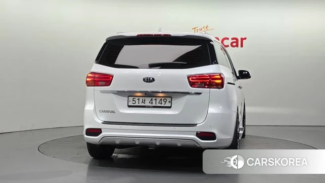 Kia The New Carnival id 4363473 из Кореи 33