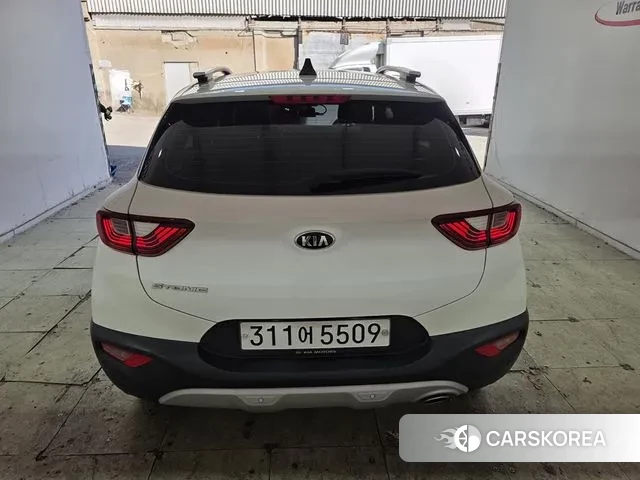 Kia Stonic id 3578282 из Кореи 11