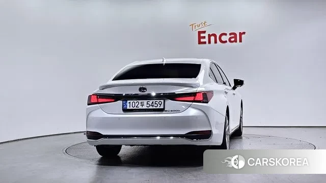 Lexus ES300h 7th generation id 3082404 из Кореи 14