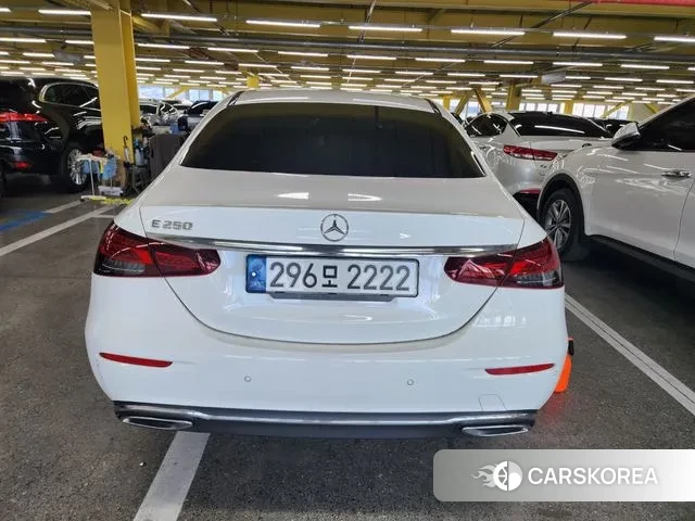 Mercedes-Benz E-Class W213 2021 Белый из Кореи, фото 4