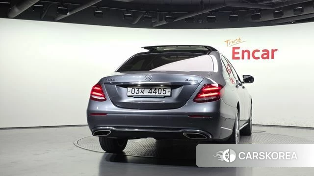 Mercedes-Benz E-Class W213 id 4780891 из Кореи 28