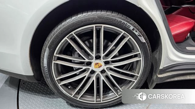 Porsche Panamera (971) id 4286322 из Кореи 30