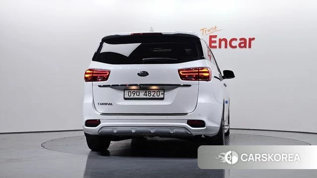 Kia The New Carnival id 3942783 из Кореи 14