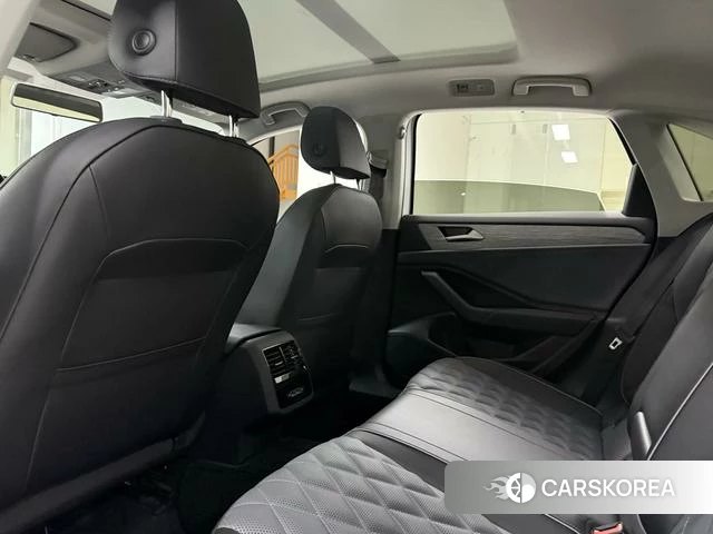 Volkswagen Sagitar id 4221337 из Китая 13