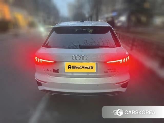 Audi A3 2023 Белый из Китая, фото 4