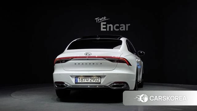Hyundai The New Grandeur IG Hybrid id 4549788 из Кореи 29