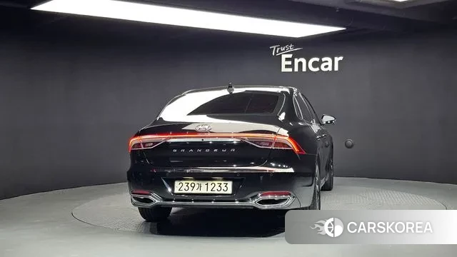 Hyundai The New Grandeur IG Hybrid id 3555981 из Кореи 14