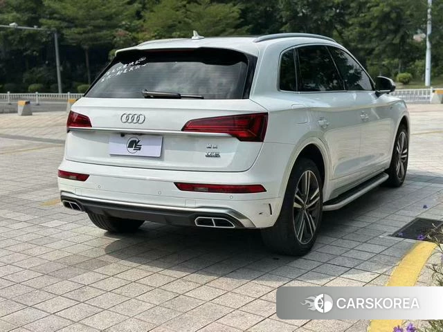 Audi Q5L 2022 Белый из Китая, фото 4
