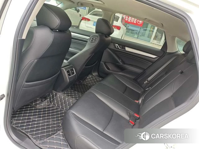 Honda Accord 2021 Белый из Китая, фото 4