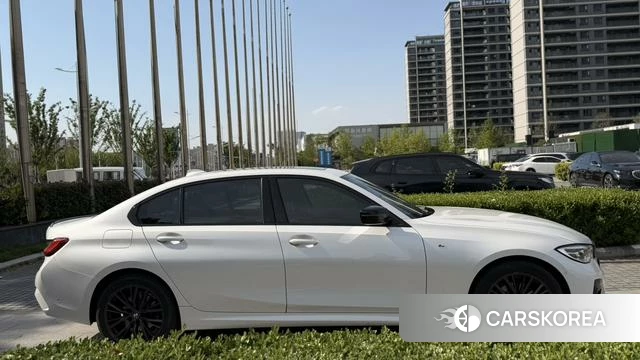BMW 3 series id 4271267 из Китая 11