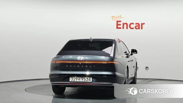 Hyundai Grandeur (GN7) id 4186543 из Кореи 14